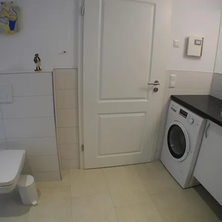 Strandvilla 1 *